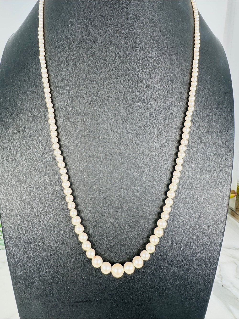 Vintage Evoke Cream Graduated Glass Pearl Necklace Dainty Delicate 24” Classic - Picture 9 of 9